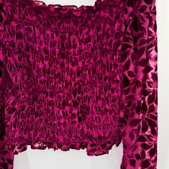 Torrid Womens Size 2x Velvet Smocked Blouson Sleeve Crop Top Burgundy plus - Picture 12 of 14